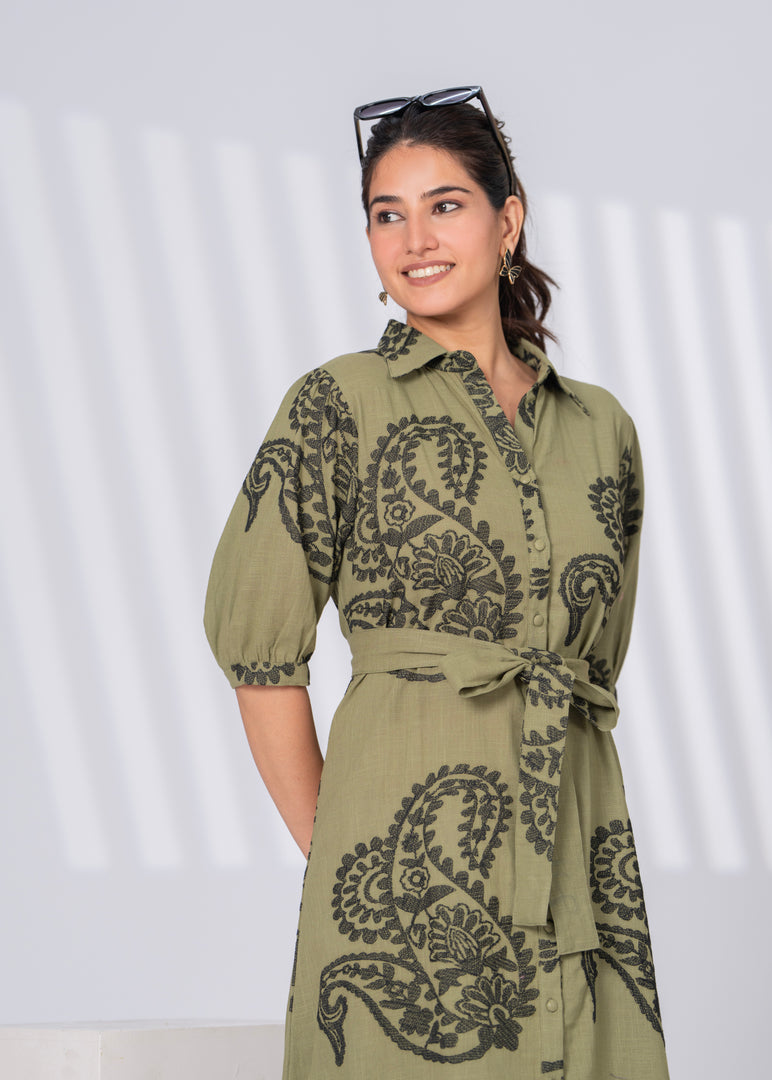 Sencei Handcrafted Cotton Maxi Dress with Embroidered Paisley Motif