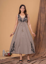 Load image into Gallery viewer, Sencei Embroidered Cotton Blend Sleeveless Maxi Dress
