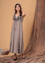 Load image into Gallery viewer, Sencei Embroidered Cotton Blend Sleeveless Maxi Dress
