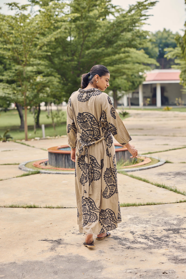 Sencei Handcrafted Cotton Maxi Dress with Embroidered Paisley Motif